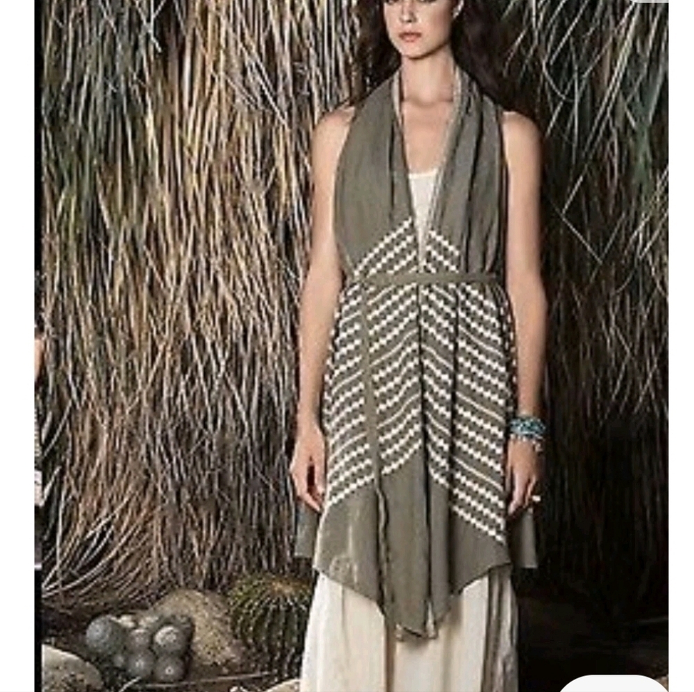 Johnny Was Petra Linen Embroidered Belted Vest Army Green Medium Drape Lapels